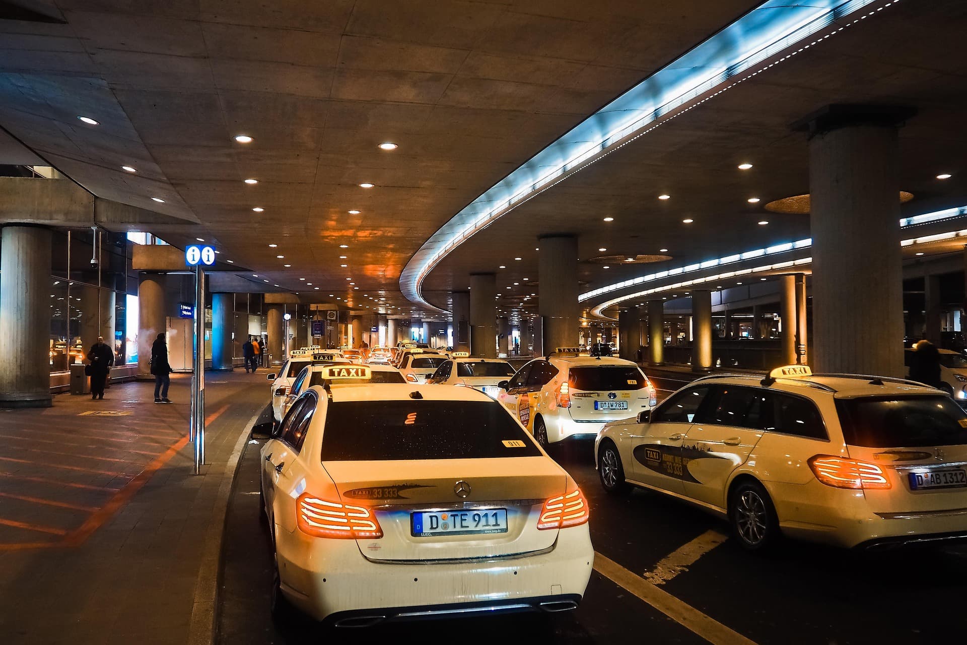 Airport Airport Transfer from Mysuru