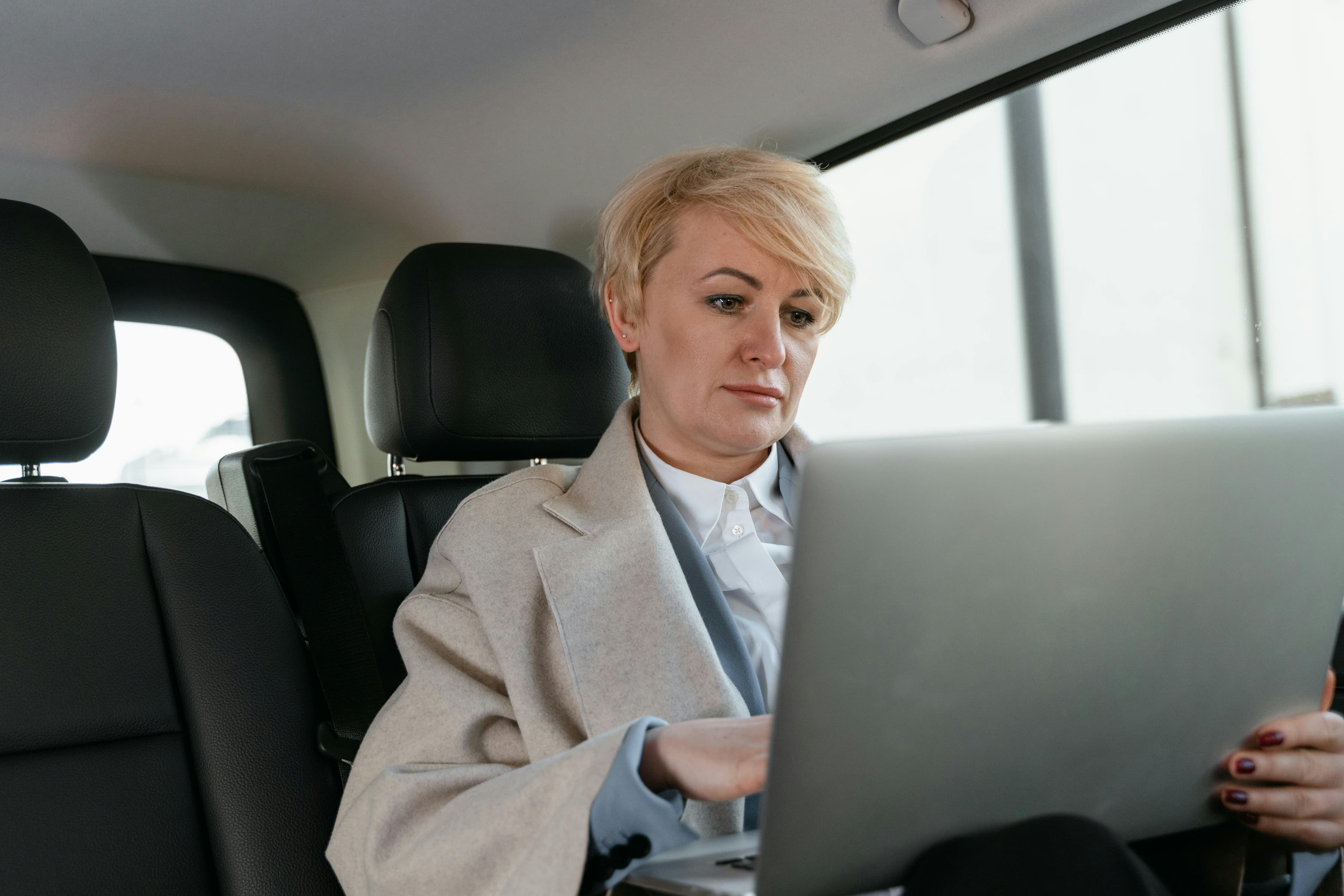 Premium corporate chauffeur in Rajkot